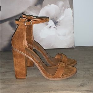 Jonas Studded Heel In Chestnut